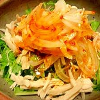 鶏ハムと新玉ねぎのピリ辛サラダ☆